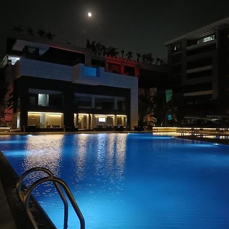 Parkside Boutique 3 Bbr Serviced Apartment - Ocean Blue - Near Airport Kairó Kültér fotó